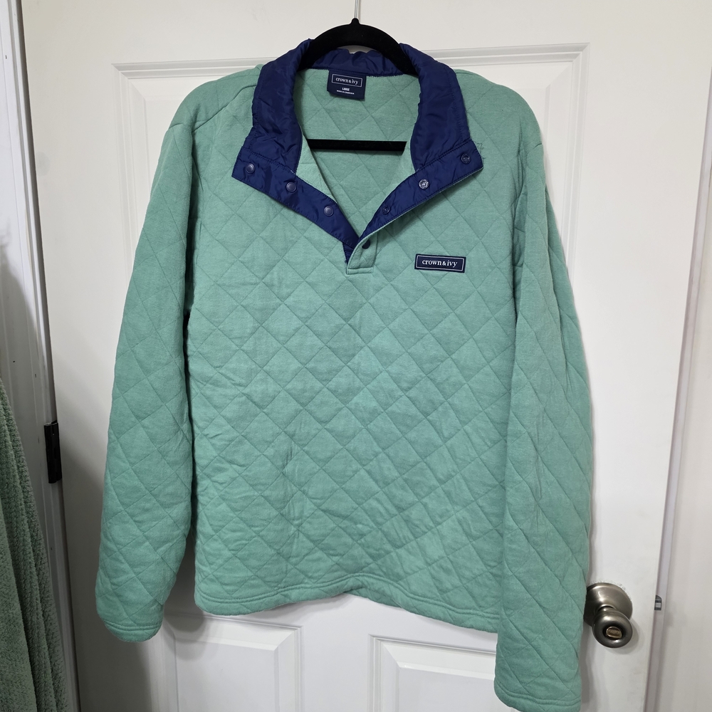 Crown & Ivy Green Quilted Pullover - Picture 2 of 3